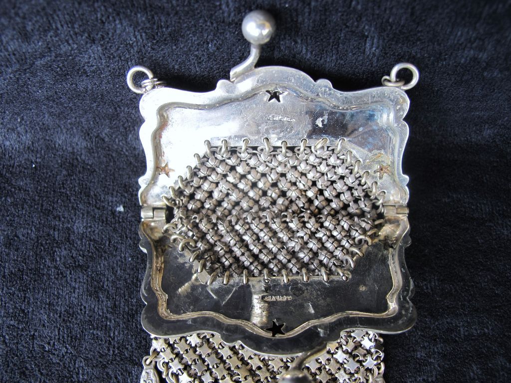 Antique German Art Nouveau Coin Purse with Finger Ring Antique German Art Nouveau Coin Purse with Finger Ring