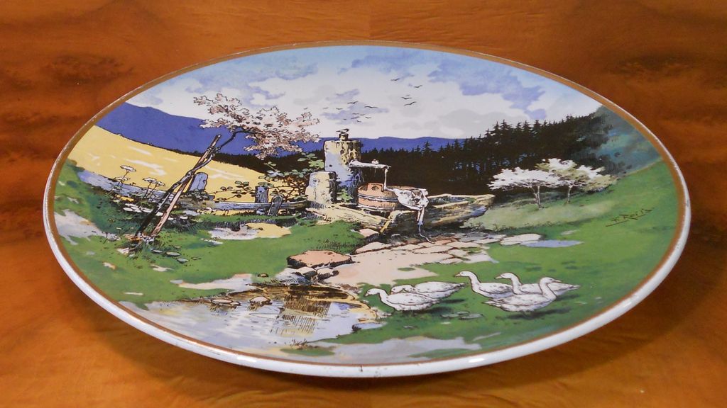 Antique VILLEROY & BOCH Mettlach Artist Signed REILS 17" Wall Charger Antique VILLEROY & BOCH Mettlach Artist Signed REILS 17" Wall Charger