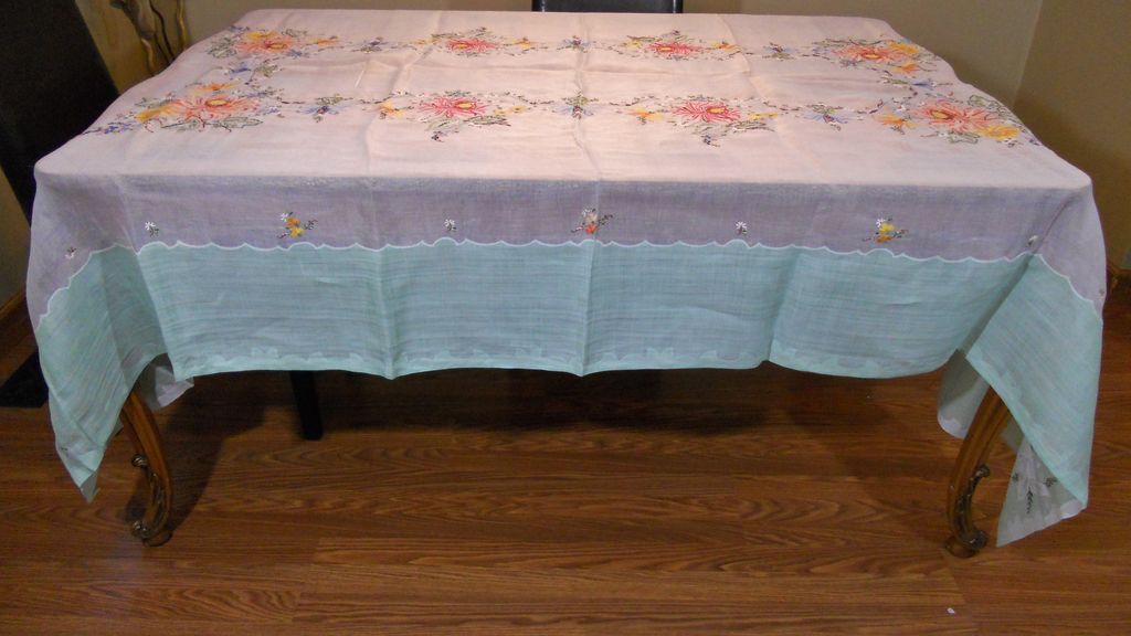 Vintage Chinese Handmade Shear Embroidered & Appliqué Tablecloth 102" w/10 Napkins Vintage Chinese Handmade Shear Embroidered & Appliqué Tablecloth 102" w/10 Napkins