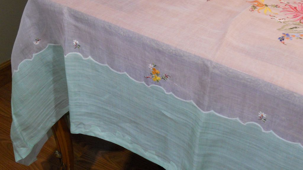 Vintage Chinese Handmade Shear Embroidered & Appliqué Tablecloth 102" w/10 Napkins Vintage Chinese Handmade Shear Embroidered & Appliqué Tablecloth 102" w/10 Napkins