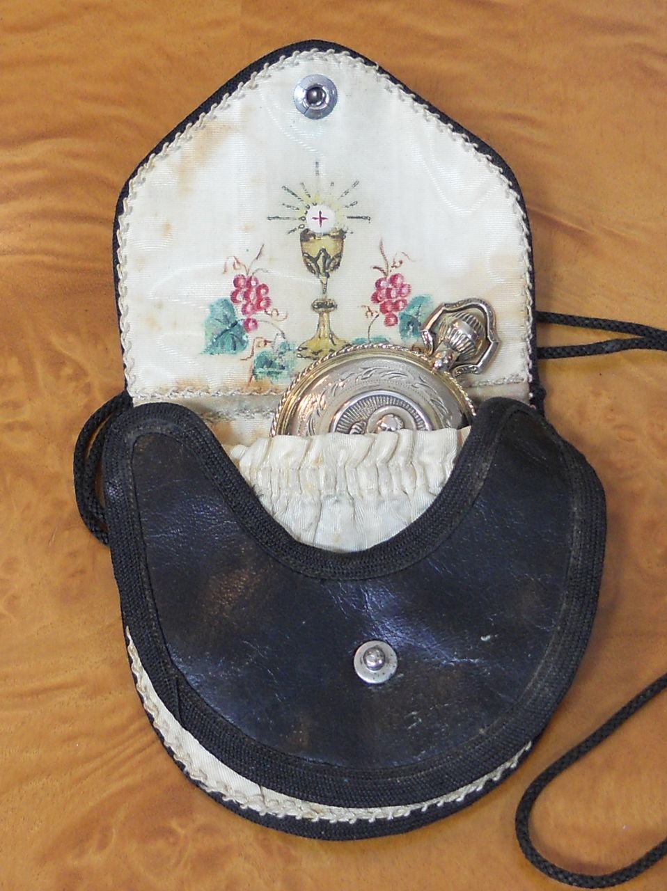 Vintage STERLING Silver Christian Communion Host Pyx Case in Painted Leather Satchel Vintage STERLING Silver Christian Communion Host Pyx Case in Painted Leather Satchel