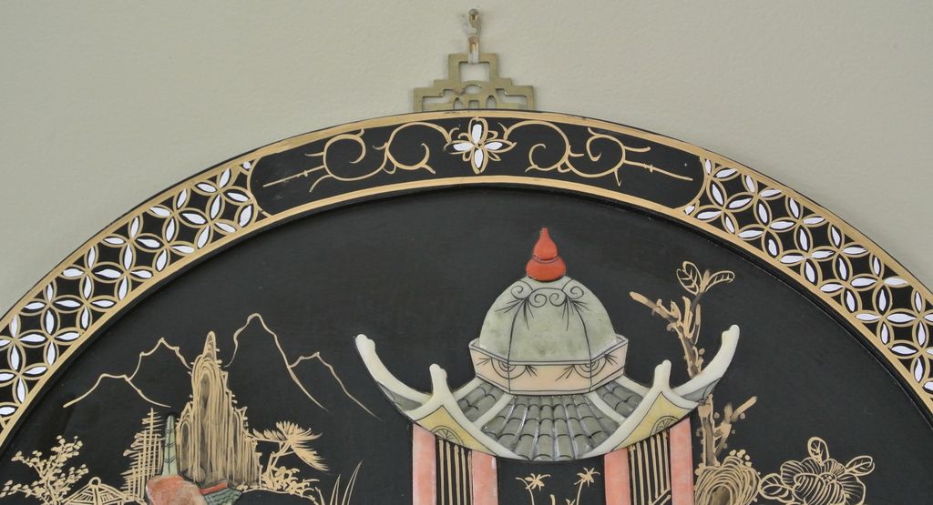 Vintage Round 22" Oriental Lacquered Applied Carved Figural Geisha Panel Vintage Round 22" Oriental Lacquered Applied Carved Figural Geisha Panel