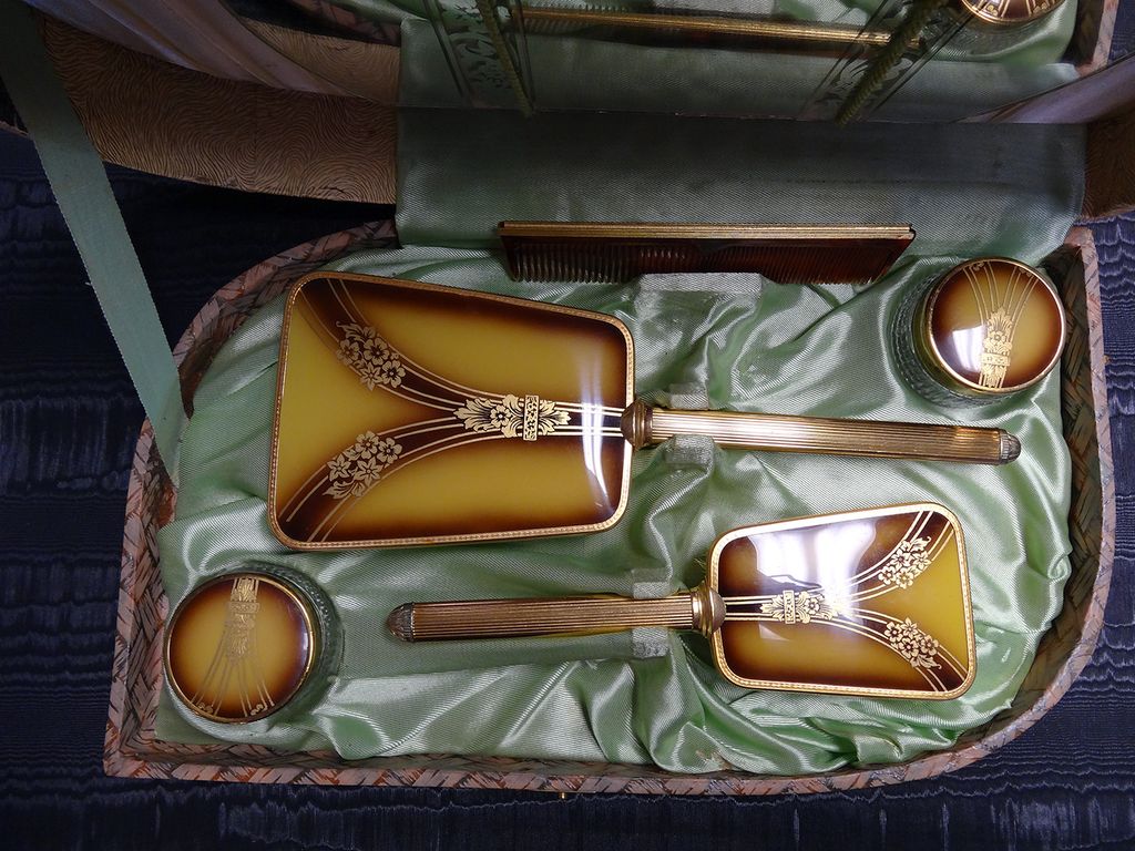 Art Deco Travel Vanity Set Art Deco Travel Vanity Set
