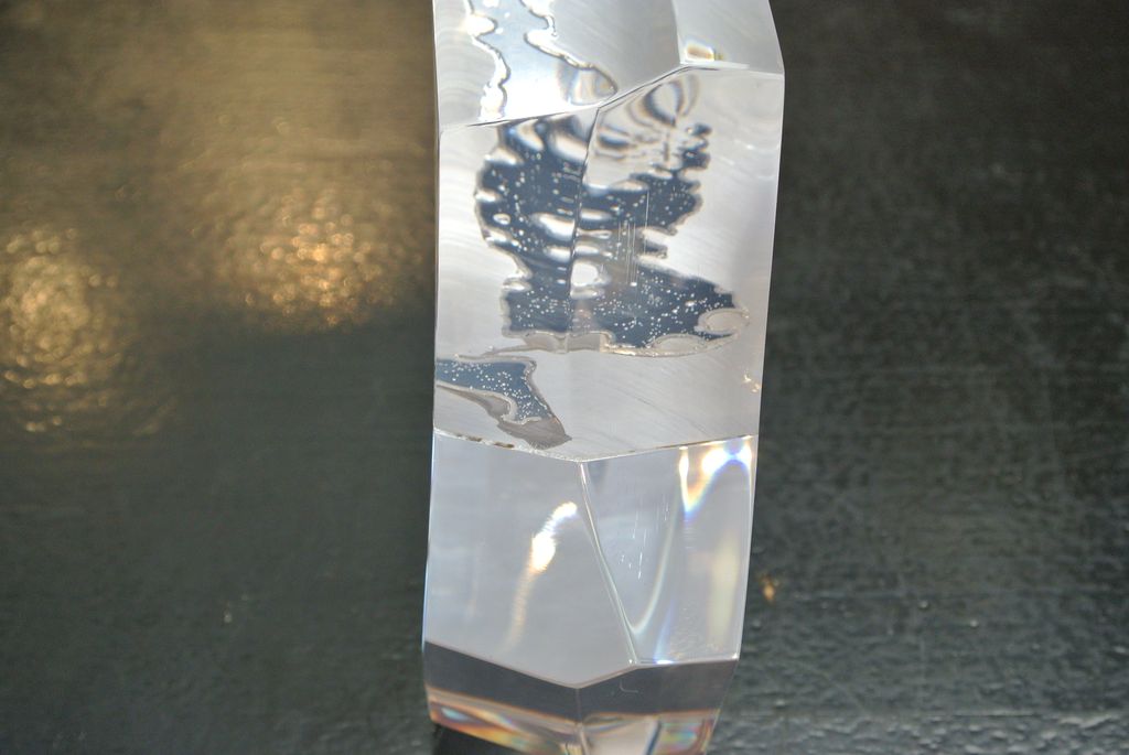 Beautiful Acrylic Whale Engraved Sculpture by Stegeman, very clean Beautiful Acrylic Whale Engraved Sculpture by Stegeman, very clean