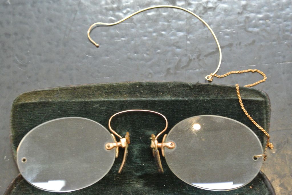 Antique Pince-Nez C Bridge Eyeglasses Antique Pince-Nez C Bridge Eyeglasses