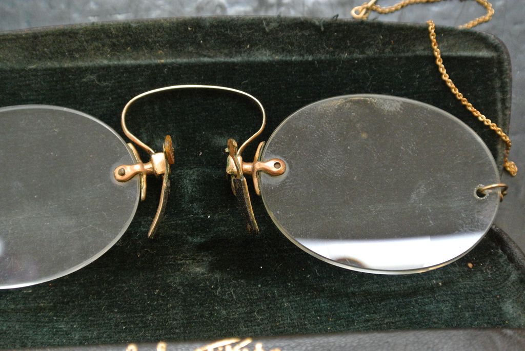Antique Pince-Nez C Bridge Eyeglasses Antique Pince-Nez C Bridge Eyeglasses