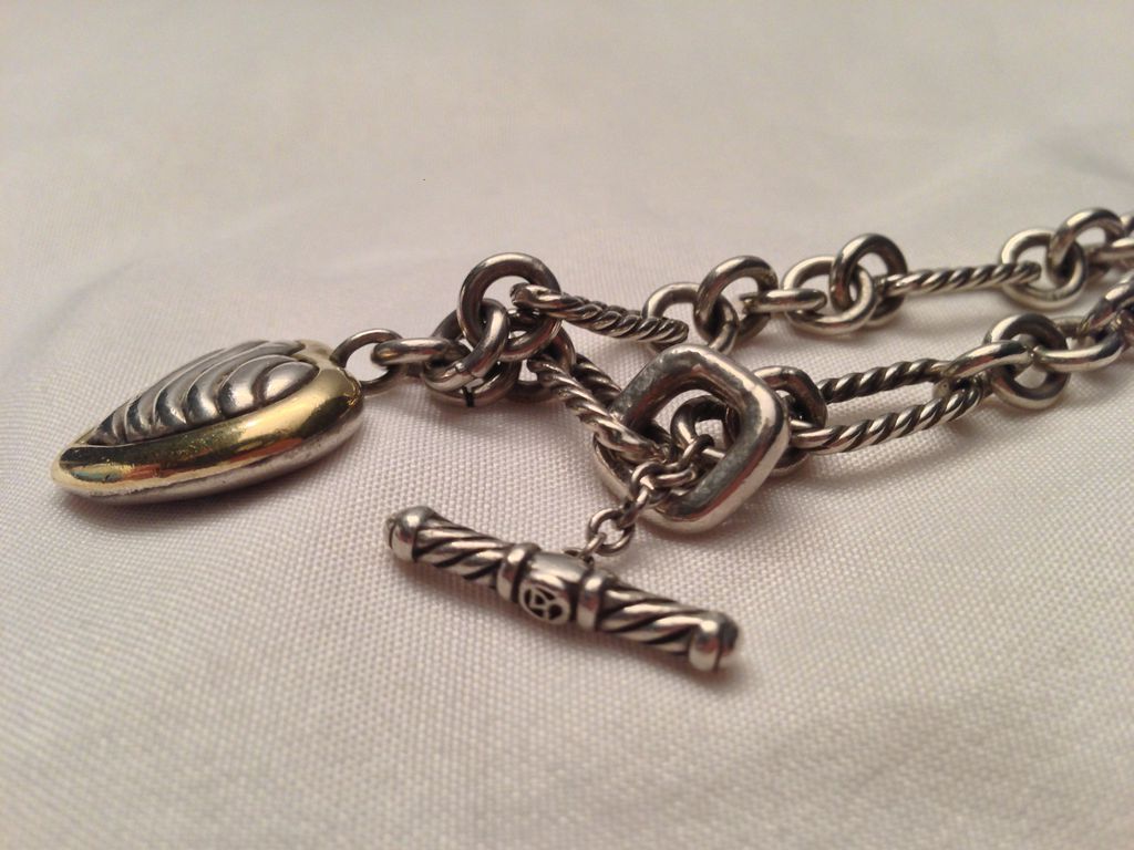 Fantastic David Yurman 18k Sterling Heart Toggle Necklace Fantastic David Yurman 18k Sterling Heart Toggle Necklace