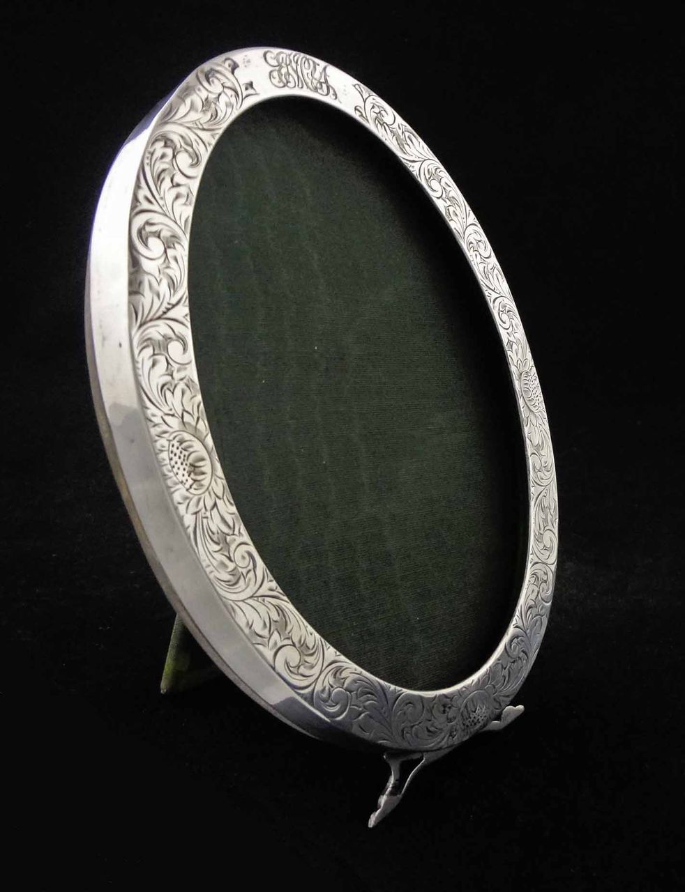 Antique Sterling Oval Picture Frame - c. 19th/20th Century, USA Antique Sterling Oval Picture Frame - c. 19th/20th Century, USA