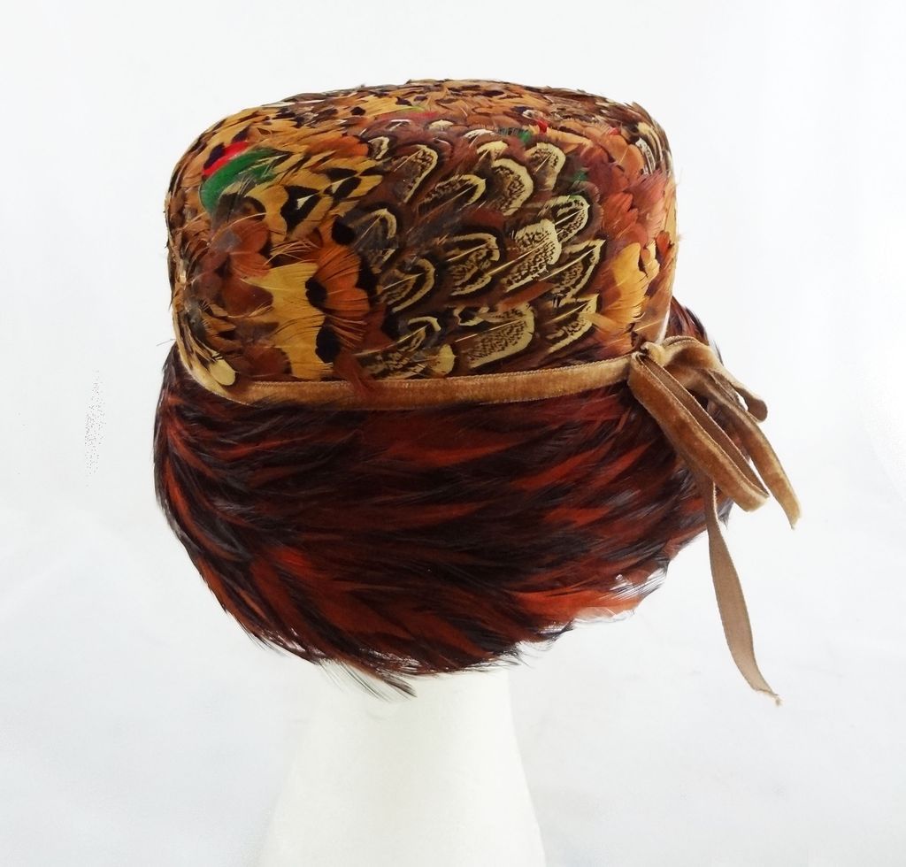 Lady's Feather Hat Coiffure Effect Velvet Bow Felt Interior - c. 1940's, USA Lady's Feather Hat Coiffure Effect Velvet Bow Felt Interior - c. 1940's, USA