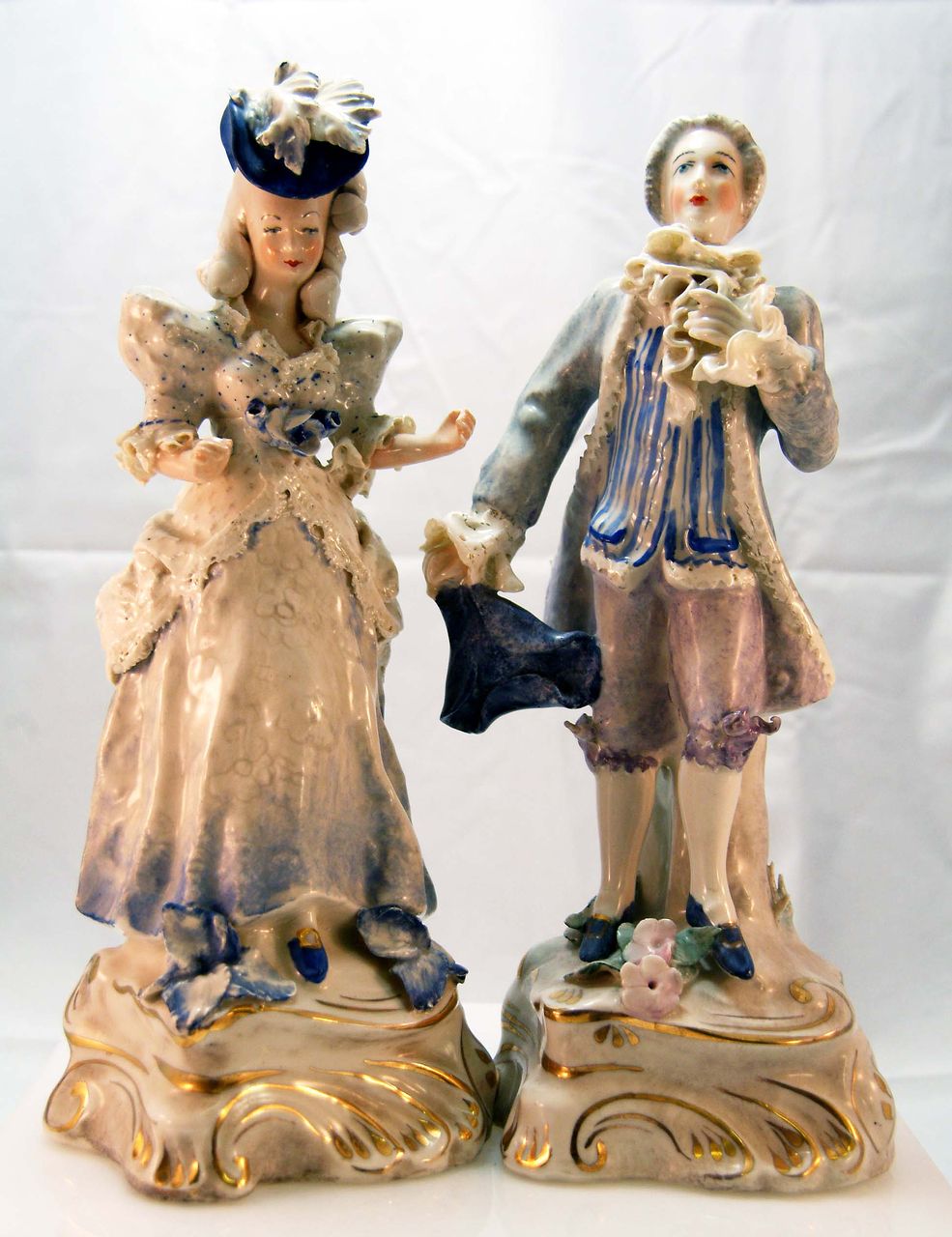antique chinese figurines
