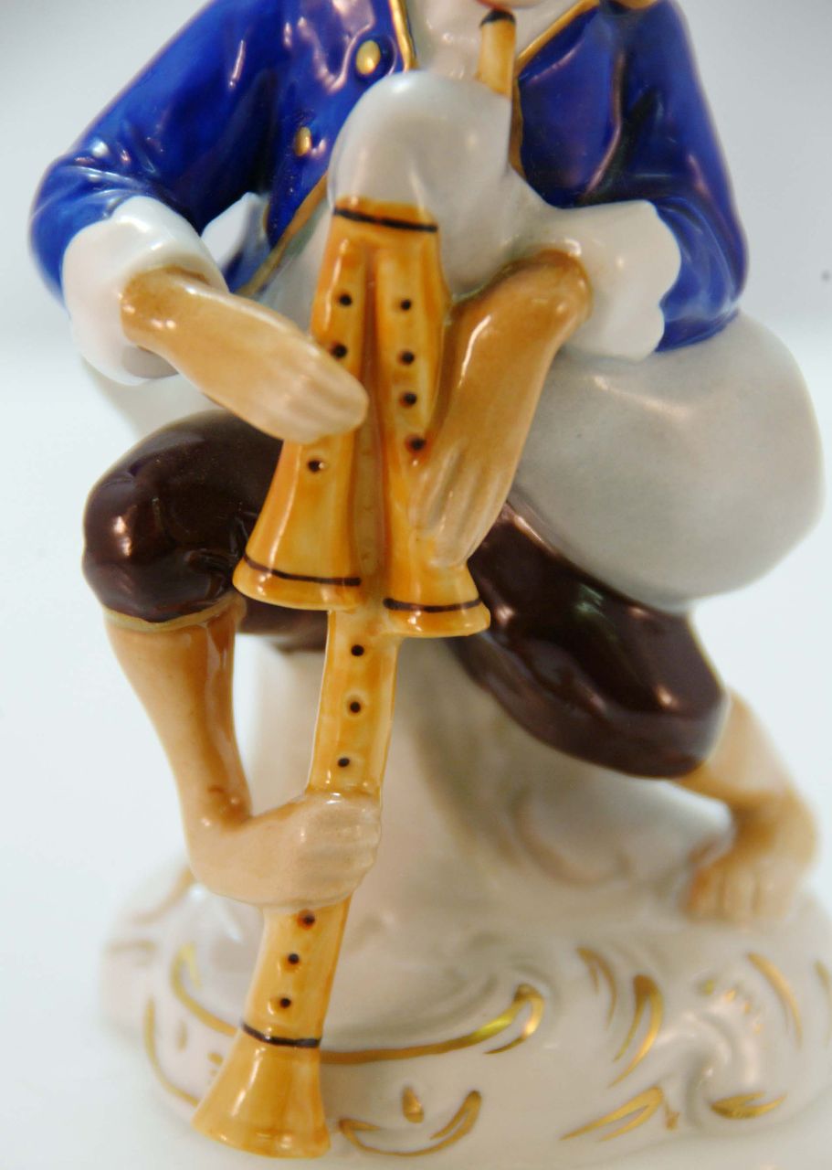 Sitzendorf Porcelain Figure Sitzendorf Porcelain Figure