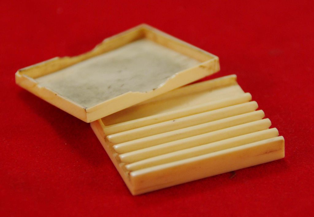 Ivory Japanese Personal Sewing Box with Gold Leaf Flower c. 19th Century Ivory Japanese Personal Sewing Box with Gold Leaf Flower c. 19th Century