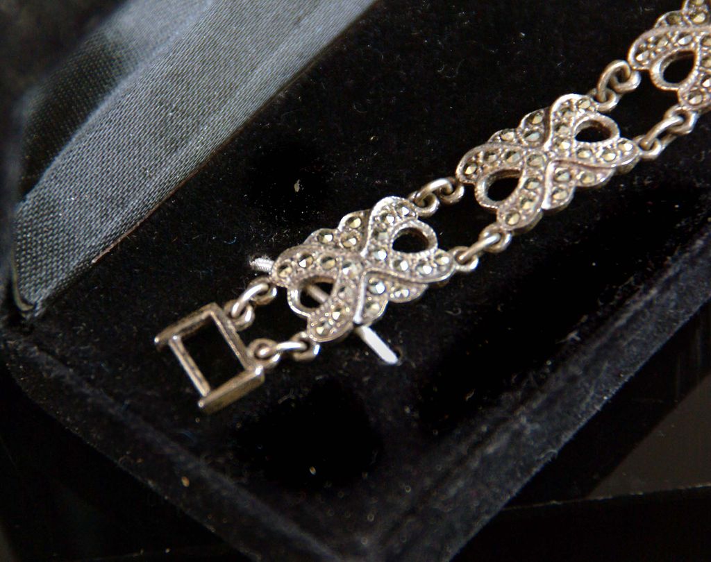 Vintage Sterling Silver Bracelet Vintage Sterling Silver Bracelet
