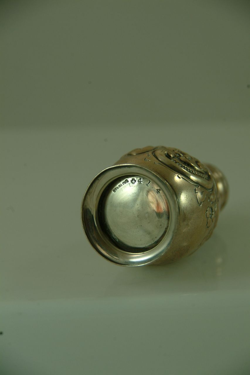 Sterling Silver Salt and Pepper from England c. 1900 Sterling Silver Salt and Pepper from England c. 1900