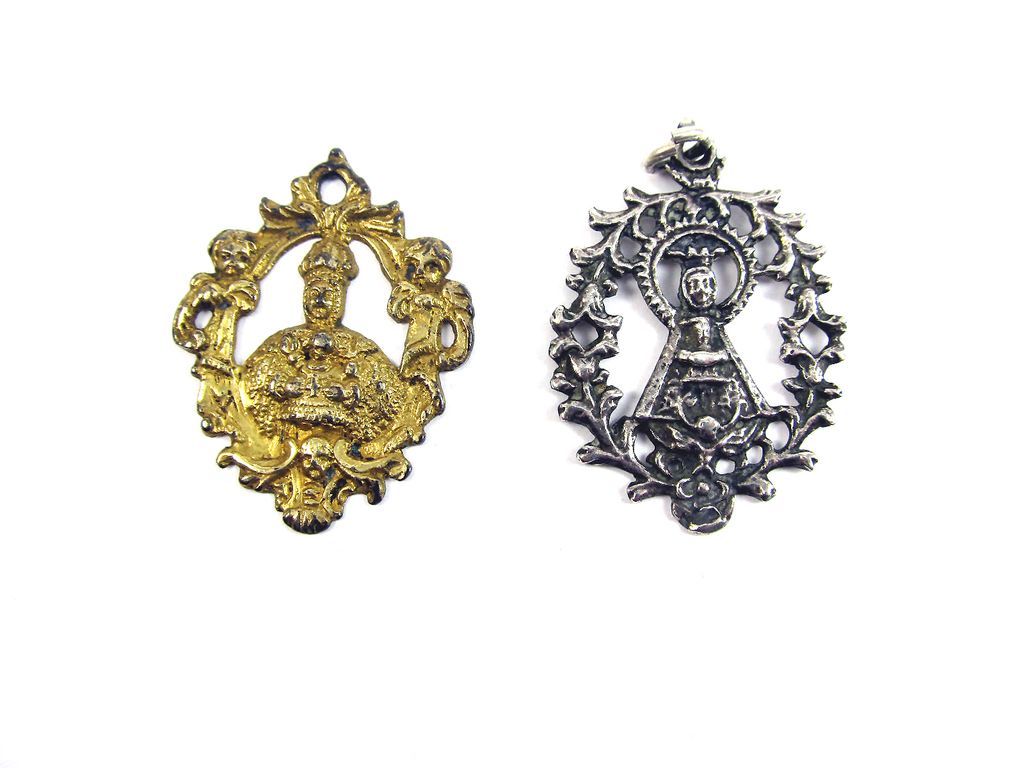 RARE Late Renaissance Silver Gilt Pendant of Mary/Jesus Enthroned, c.1600! RARE Late Renaissance Silver Gilt Pendant of Mary/Jesus Enthroned, c.1600!