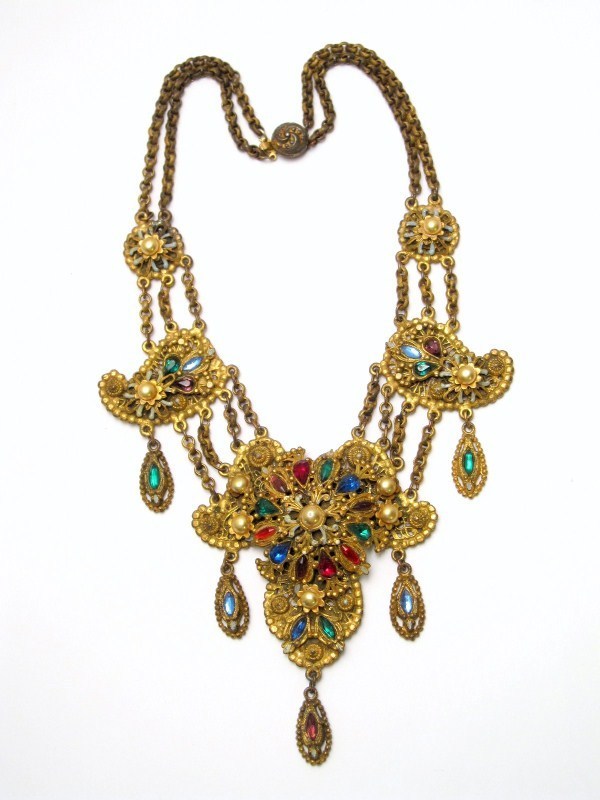 Alexander Korda Thief of Bagdad Large Necklace Alexander Korda Thief of Bagdad Large Necklace