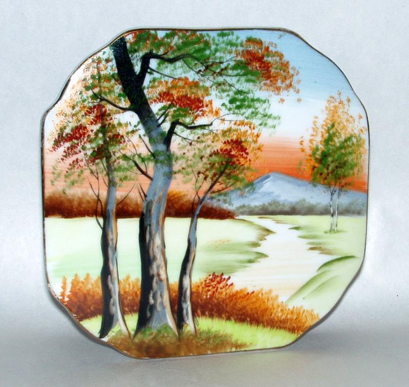 Vintage Japan Hand Painted Wall Pocket Vase Vintage Japan Hand Painted Wall Pocket Vase