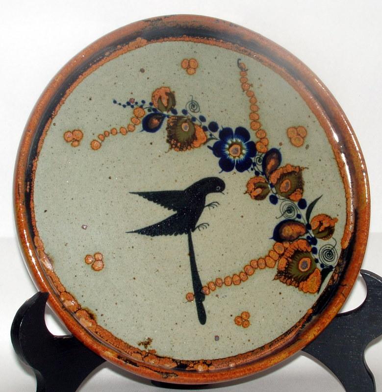 Vintage Salvador Vasquez Tonala Mexico Hand painted Stoneware Pottery 10" Hummingbird Plate Vintage Salvador Vasquez Tonala Mexico Hand painted Stoneware Pottery 10" Hummingbird Plate