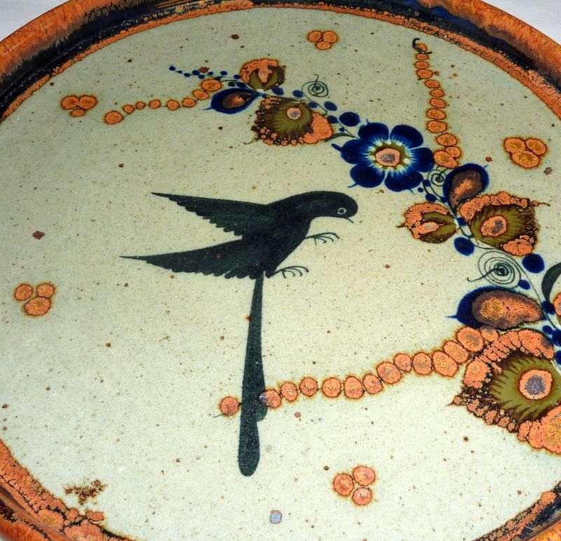 Vintage Salvador Vasquez Tonala Mexico Hand painted Stoneware Pottery 10" Hummingbird Plate Vintage Salvador Vasquez Tonala Mexico Hand painted Stoneware Pottery 10" Hummingbird Plate