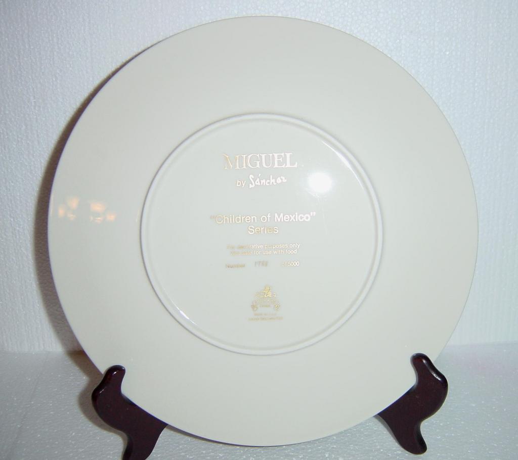 Pickard"s Children of Mexico 'Miguel' Limited Edition Collector Plate Pickard"s Children of Mexico 'Miguel' Limited Edition Collector Plate