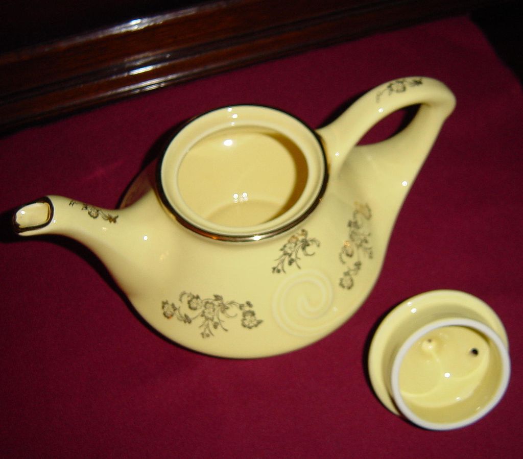 Pearl China Gold Floral and Yellow Tea Set Pearl China Gold Floral and Yellow Tea Set