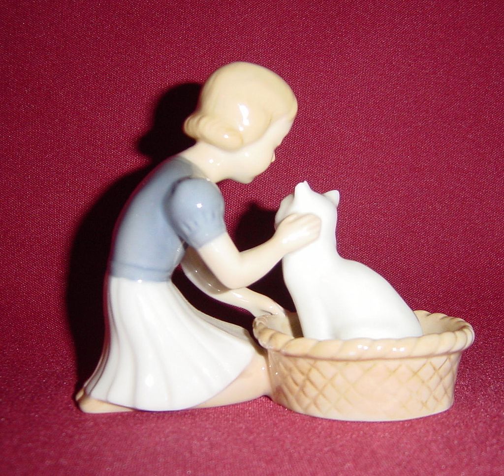 Bing and Grondahl Girl with Cat in a Basket 2249 Bing and Grondahl Girl with Cat in a Basket 2249