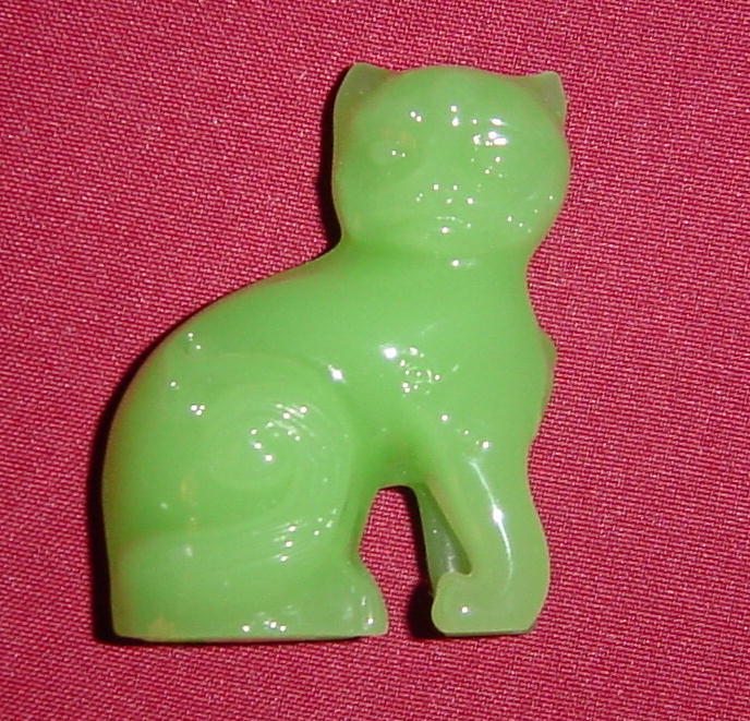 Franklin Mint Ching Dynasty Jade Curio Cabinet Cat Franklin Mint Ching Dynasty Jade Curio Cabinet Cat