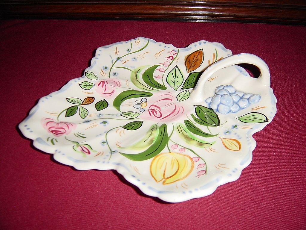 Blue Ridge Southern Potteries Verna Maple Leaf Cake Plate Blue Ridge Southern Potteries Verna Maple Leaf Cake Plate