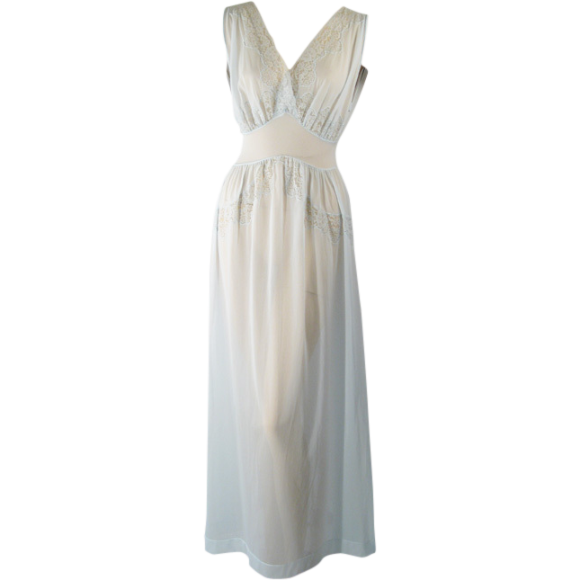 Vintage 1950s 50s Nightgown Pale Blue Sheer Nylon Van Raalte Negligee Sz 32 B36 W25 Vintage 1950s 50s Nightgown Pale Blue Sheer Nylon Van Raalte Negligee Sz 32 B36 W25