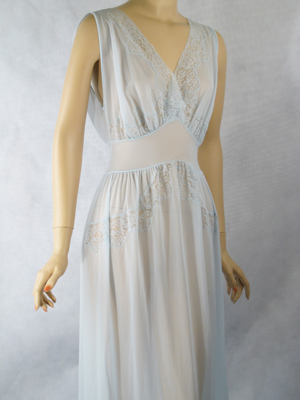 Vintage 1950s 50s Nightgown Pale Blue Sheer Nylon Van Raalte Negligee Sz 32 B36 W25 Vintage 1950s 50s Nightgown Pale Blue Sheer Nylon Van Raalte Negligee Sz 32 B36 W25