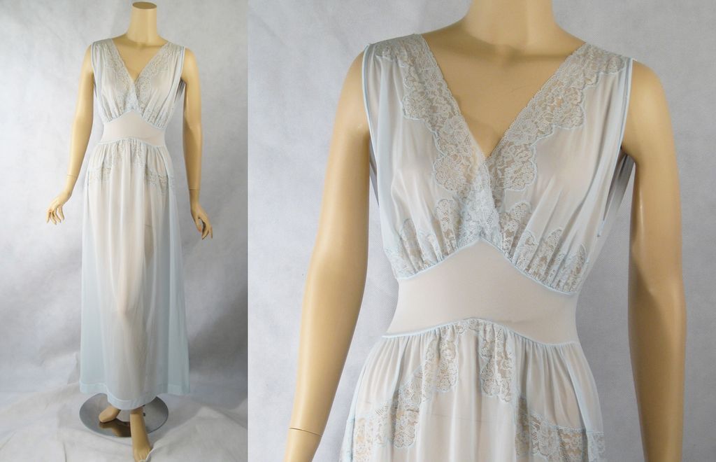 Vintage 1950s 50s Nightgown Pale Blue Sheer Nylon Van Raalte Negligee Sz 32 B36 W25 Vintage 1950s 50s Nightgown Pale Blue Sheer Nylon Van Raalte Negligee Sz 32 B36 W25
