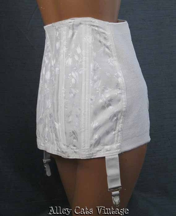 Vintage 1950s White Damask Open Bottom Girdle Corset with Metal Garters by Bestform Sz 31 Vintage 1950s White Damask Open Bottom Girdle Corset with Metal Garters by Bestform Sz 31