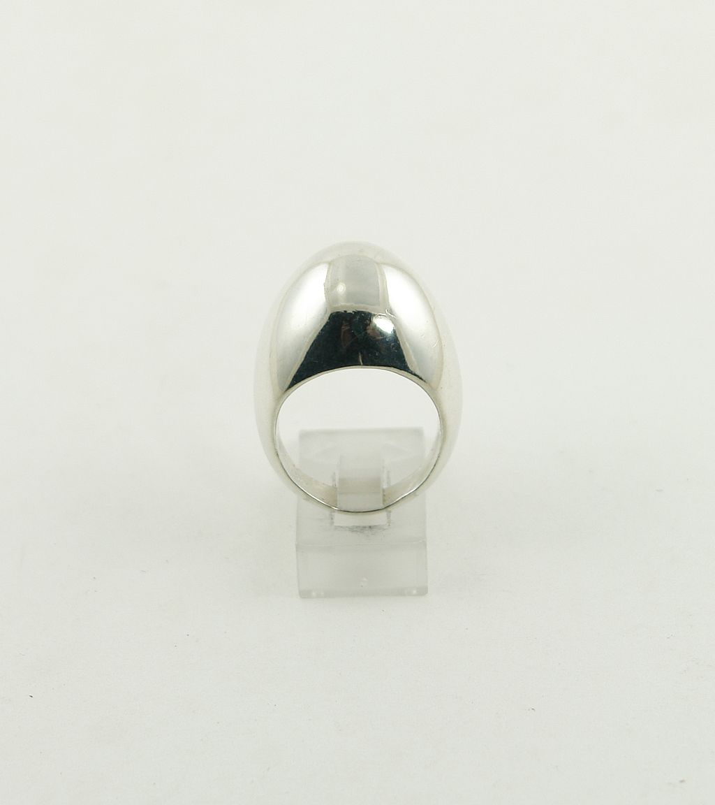Unique Modernist Sterling Silver "Egg" Style Ring Unique Modernist Sterling Silver "Egg" Style Ring