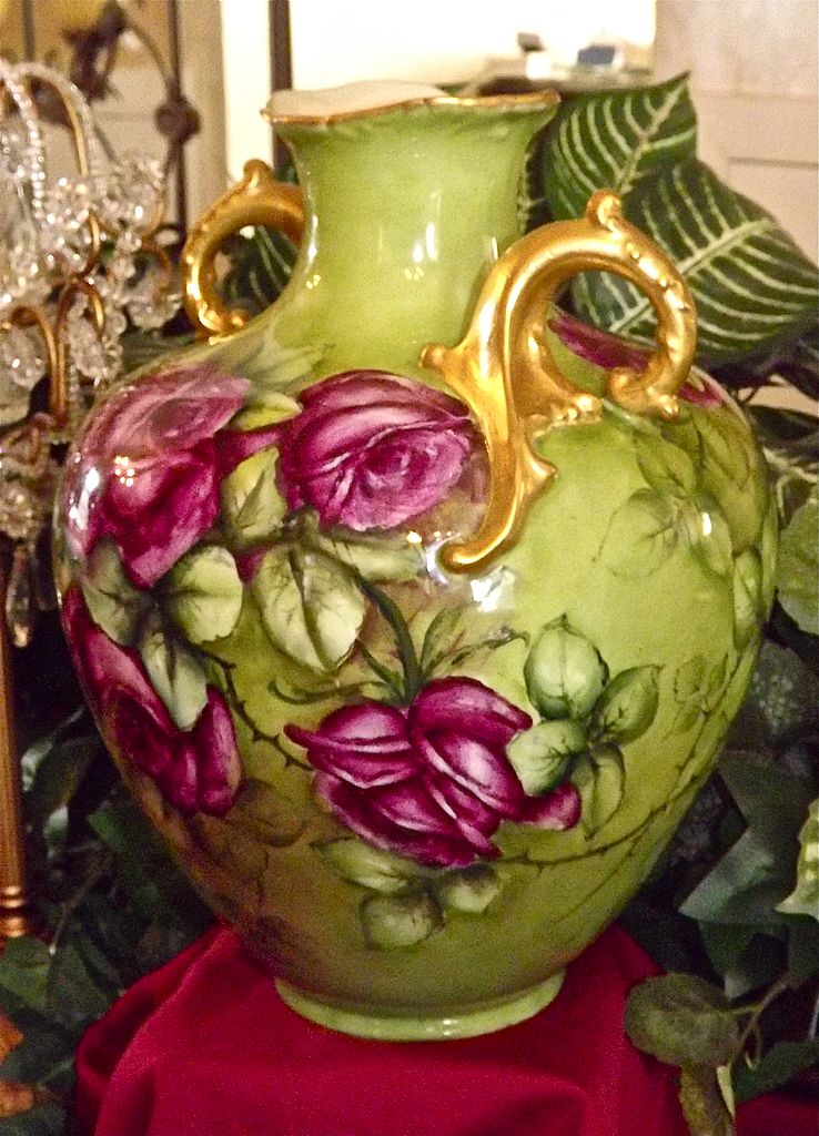 Fantastic Belleek Vase Vibrant Colors Gold Curled Handles with Red Roses Fantastic Belleek Vase Vibrant Colors Gold Curled Handles with Red Roses