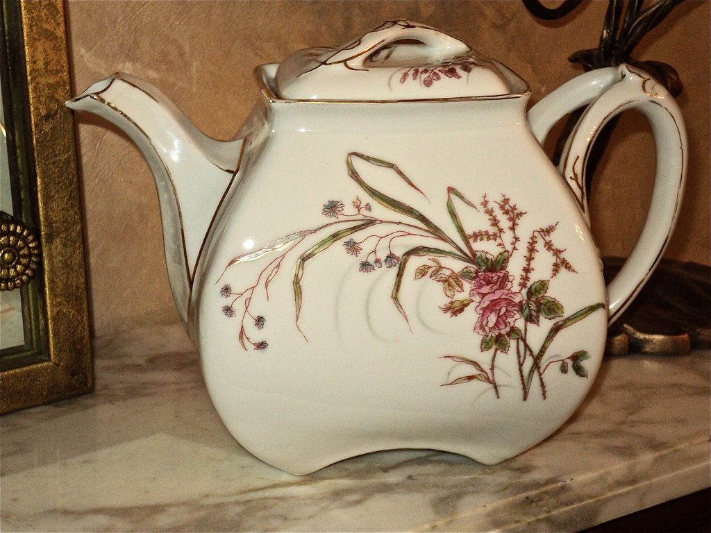Limoges Old Quaint Tea Set with Sprigs of Wild Flowers Limoges Old Quaint Tea Set with Sprigs of Wild Flowers