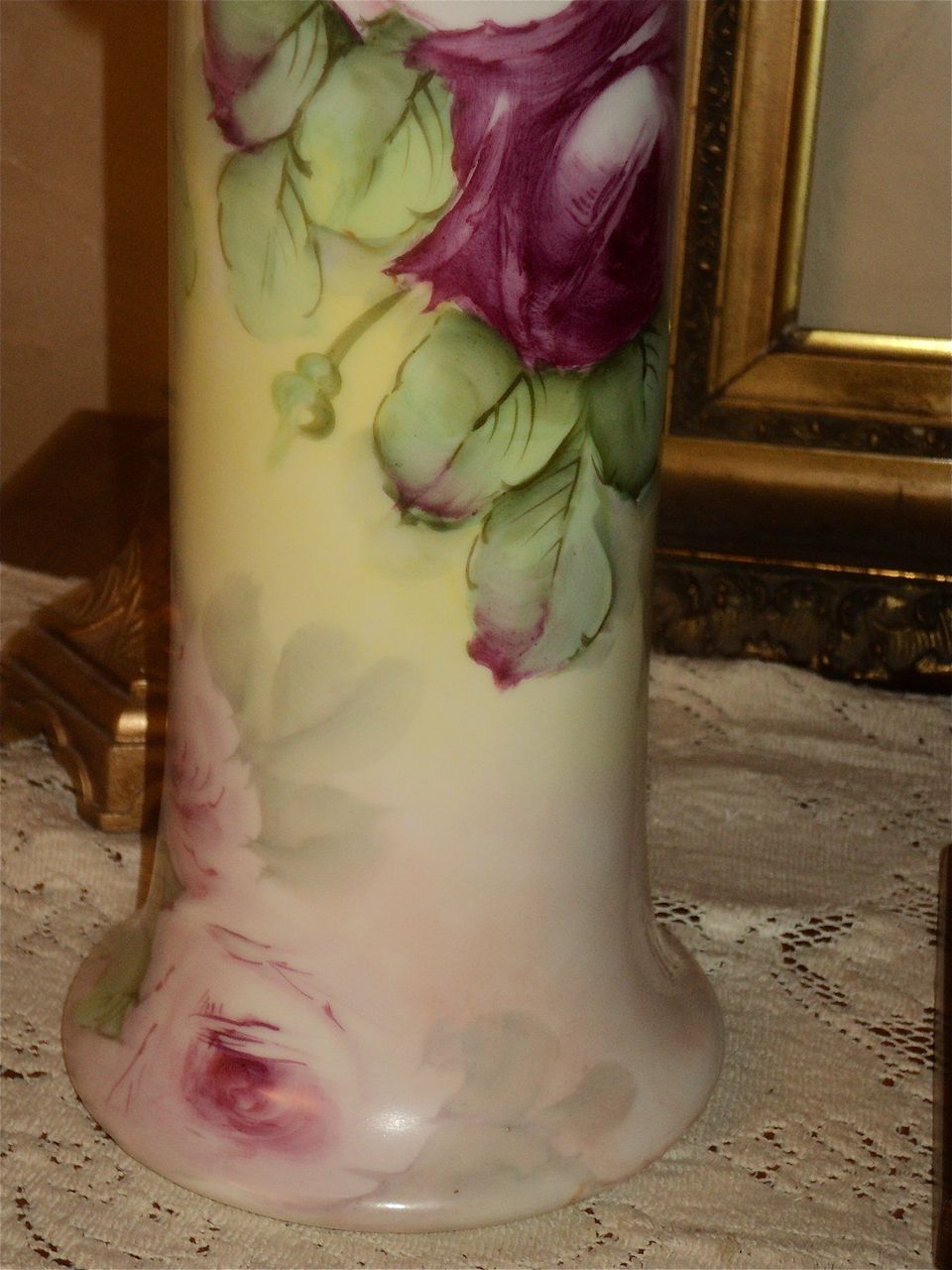 Fabulous Twisted Handle Limoges Vase Pink & Red Roses Fabulous Twisted Handle Limoges Vase Pink & Red Roses