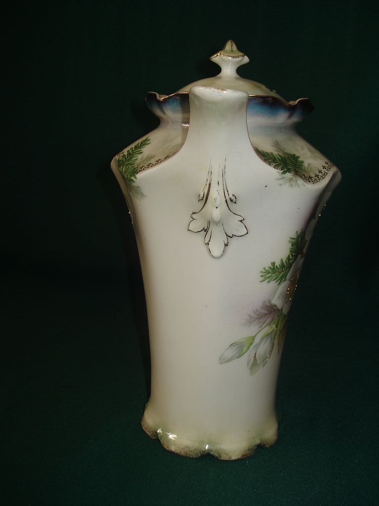 Prussia Red Mark Chocolate Pot Dogwood & Pine Pattern Prussia Red Mark Chocolate Pot Dogwood & Pine Pattern