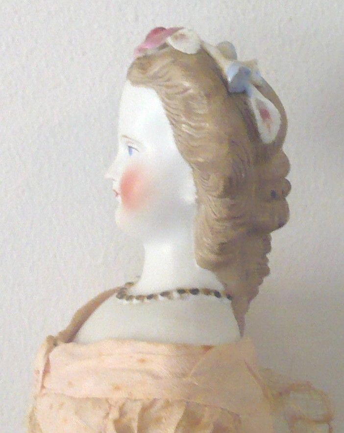 12.5" Parian Necklace Fancy Hairdo Waves Looped Curls Flowers Beads 12.5" Parian Necklace Fancy Hairdo Waves Looped Curls Flowers Beads