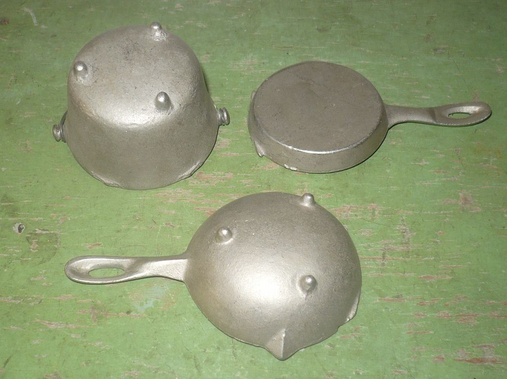 Doll Size Blue Finished Cast Iron Kent Stove Oven Doors Open Doll Size Blue Finished Cast Iron Kent Stove Oven Doors Open
