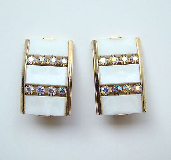 Kramer C1955 Clip Earrings White w/AB Rhinestones Kramer C1955 Clip Earrings White w/AB Rhinestones