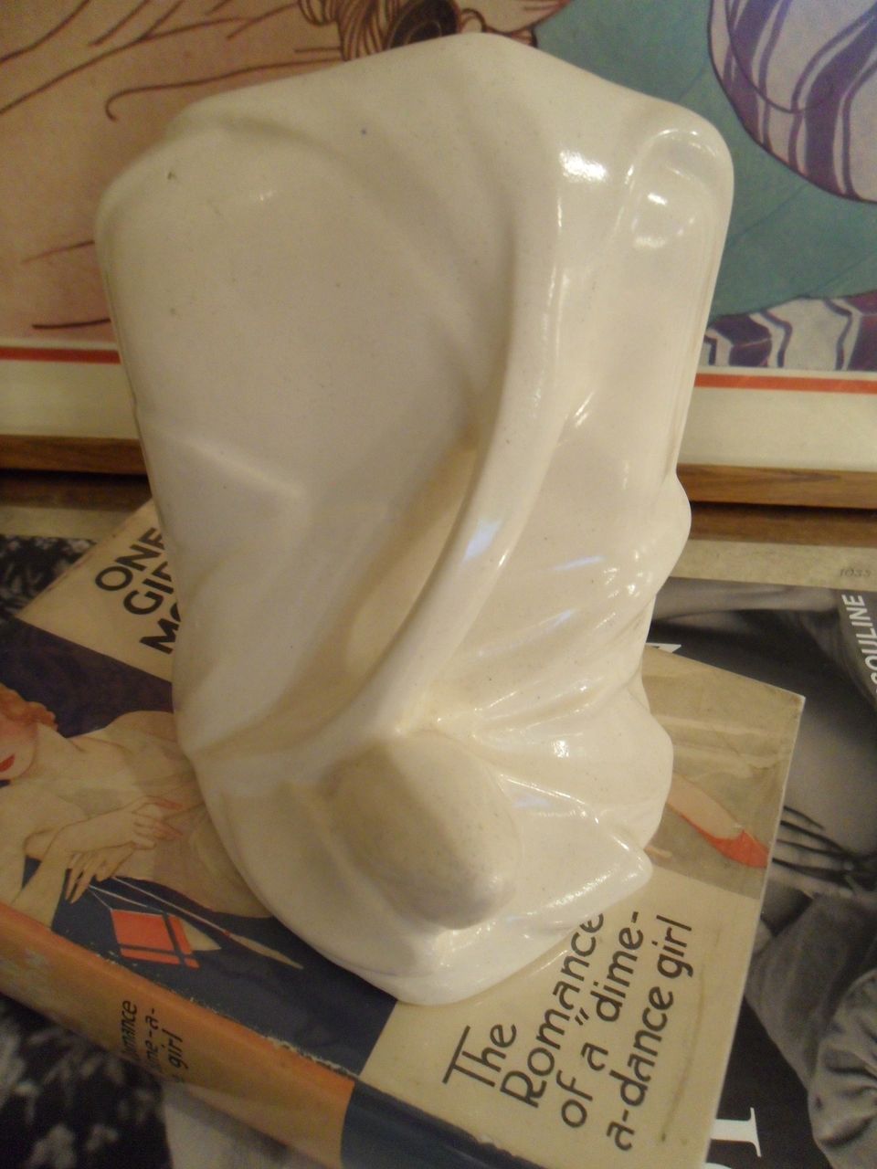 Vintage Nelson McCoy Matte Lily Bud Bookend 1940'S White Vintage Nelson McCoy Matte Lily Bud Bookend 1940'S White