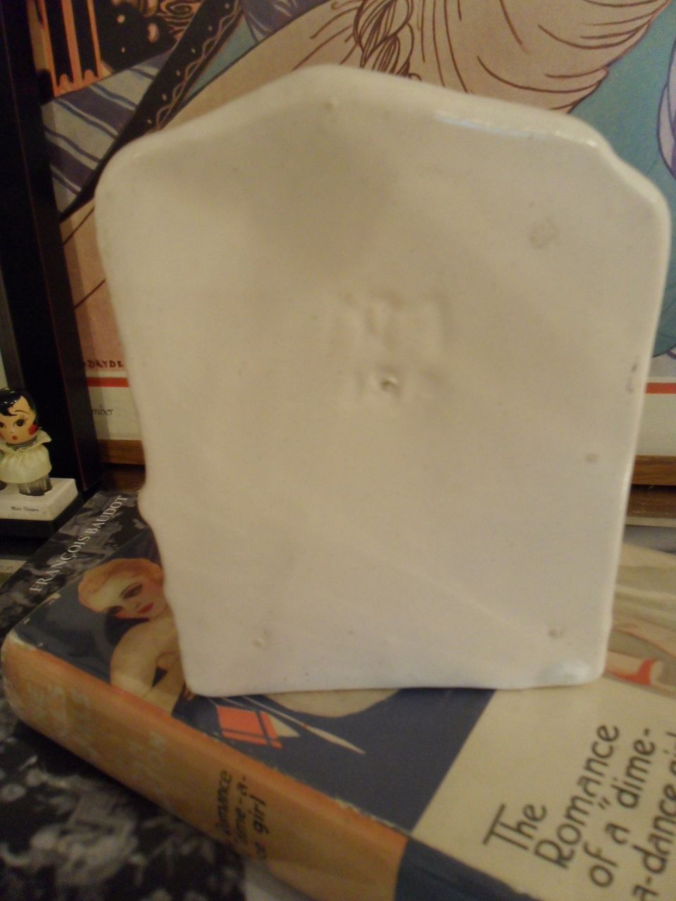 Vintage Nelson McCoy Matte Lily Bud Bookend 1940'S White Vintage Nelson McCoy Matte Lily Bud Bookend 1940'S White