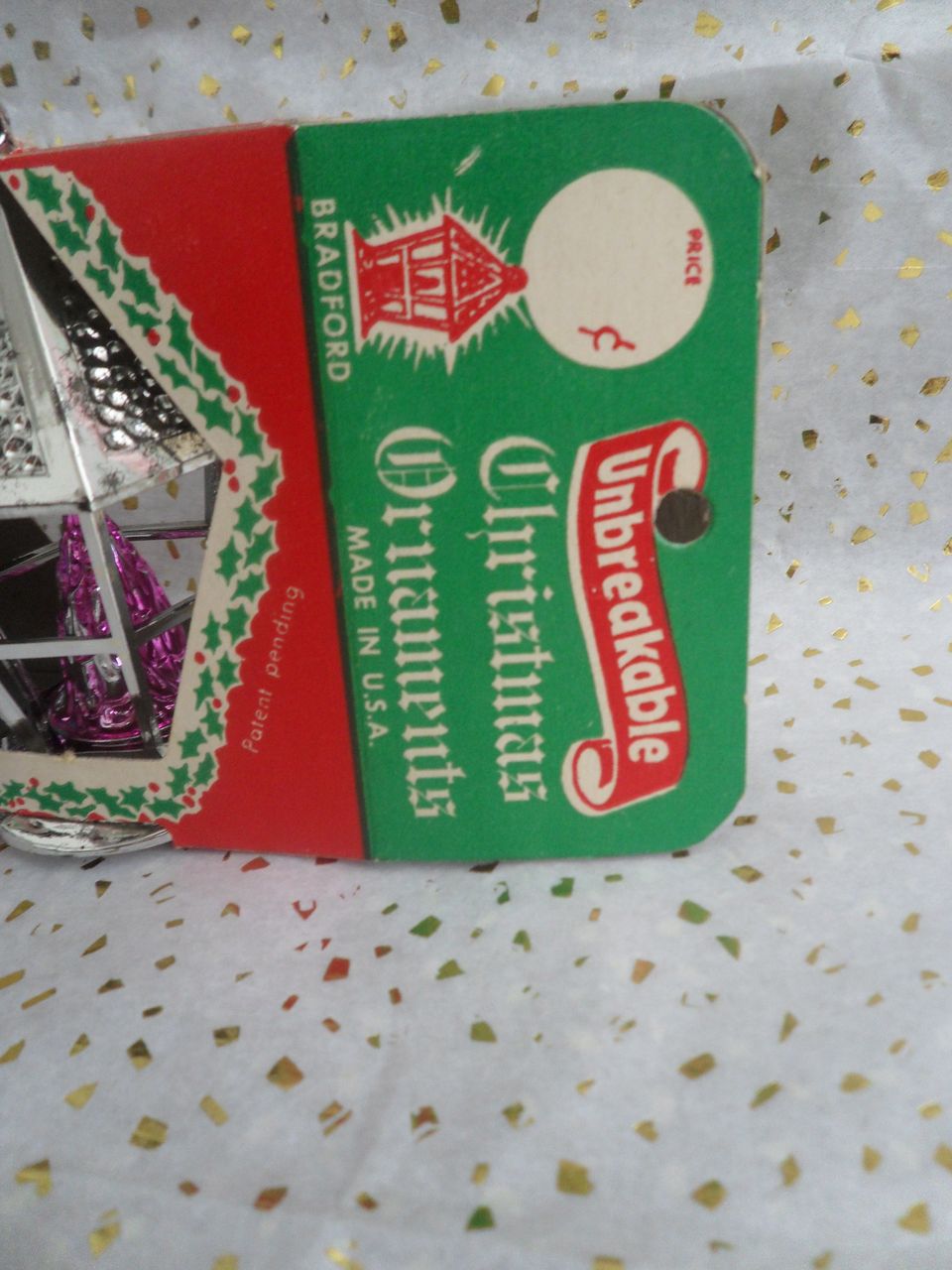 Aluminum Tree Bradford Plastic Christmas Caroler's Lamps - Lantern Ornaments Aluminum Tree Bradford Plastic Christmas Caroler's Lamps - Lantern Ornaments
