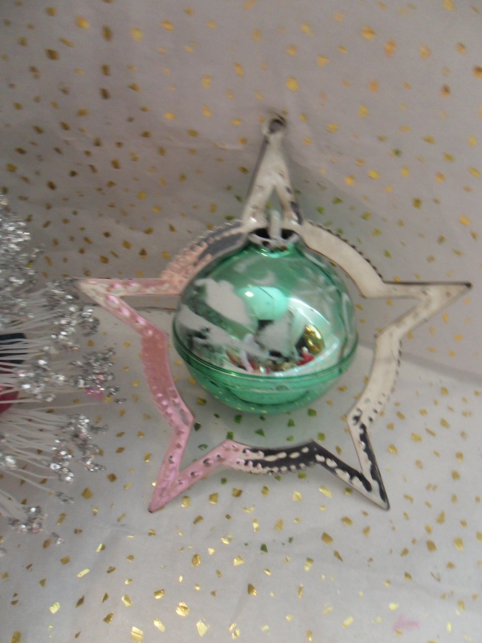 Vintage 1960's Christmas Seasons Greetings Plastic Star ORB Ornament Vintage 1960's Christmas Seasons Greetings Plastic Star ORB Ornament