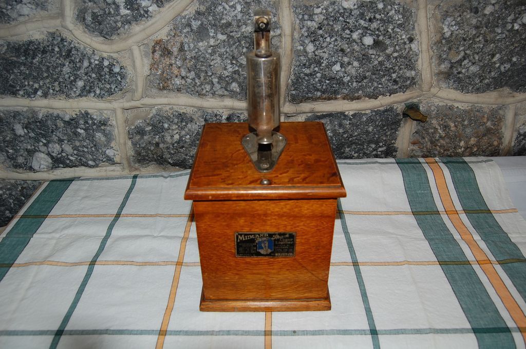 Early 1900's Oak Cased Midland "Jump Spark" Cigar Lighter Early 1900's Oak Cased Midland "Jump Spark" Cigar Lighter