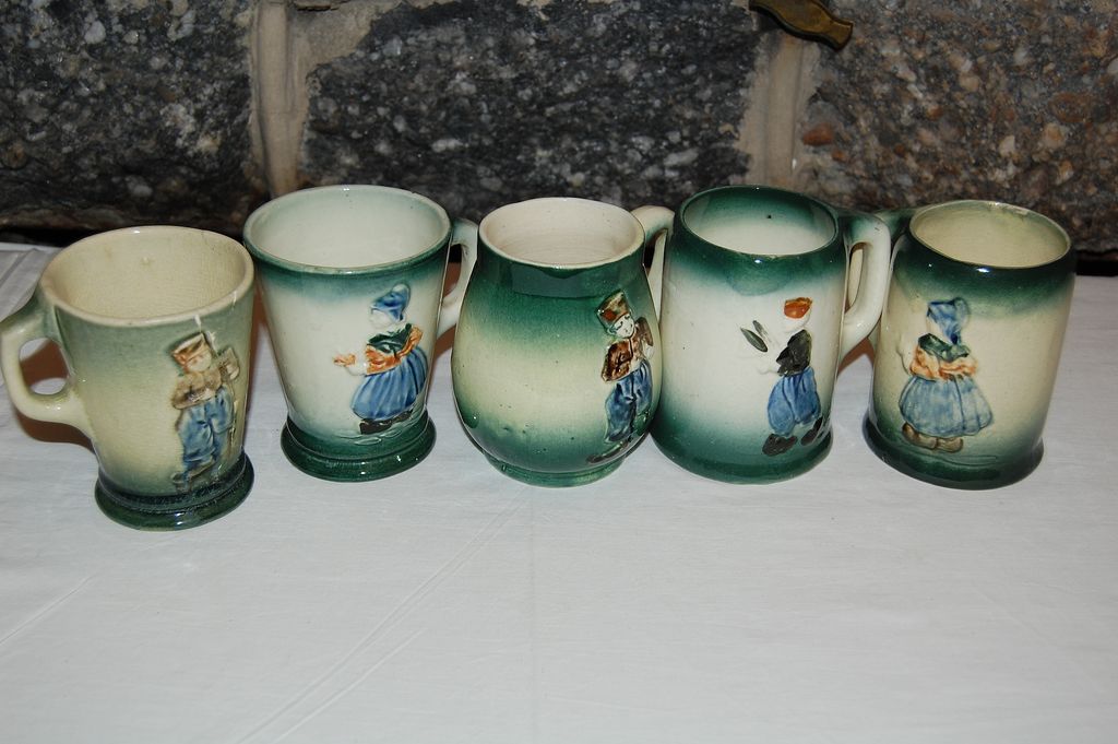 Early 1900's Roseville Dutch Art Pottery Holland Stein Set Early 1900's Roseville Dutch Art Pottery Holland Stein Set