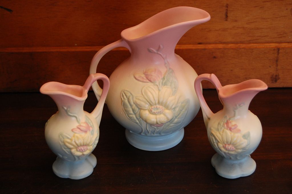 Vintage Hull "Magnolia" Matte Finish Ewers Vintage Hull "Magnolia" Matte Finish Ewers