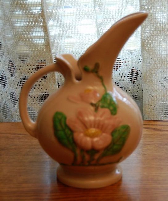 Vintage Hull Pottery Pink "Magnolia" Gloss Ewer Pitcher Vintage Hull Pottery Pink "Magnolia" Gloss Ewer Pitcher