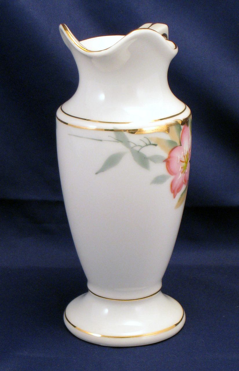 Noritake Azalea Berry Creamer - red mark Noritake Azalea Berry Creamer - red mark