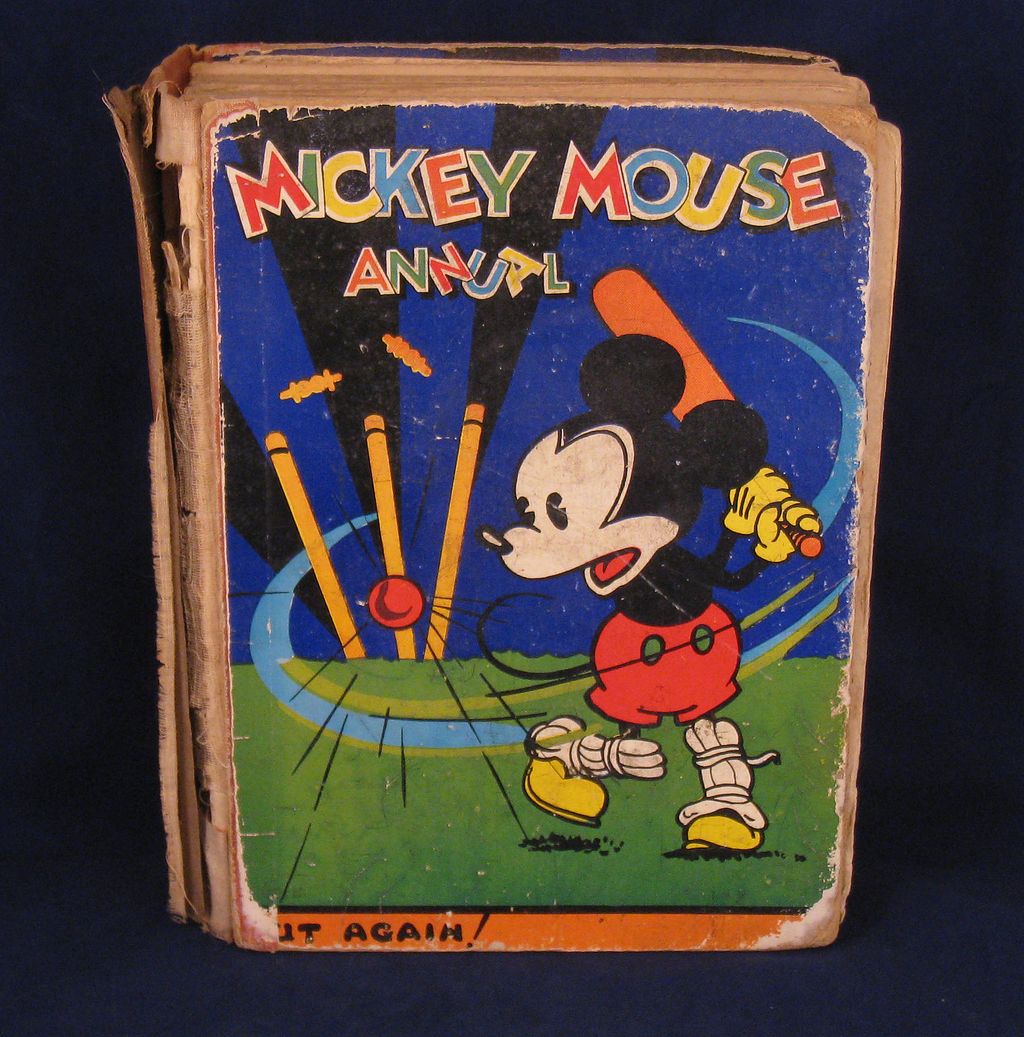Mickey Mouse Annual "Out Again" book 1933 - Dean & Sons London Mickey Mouse Annual "Out Again" book 1933 - Dean & Sons London